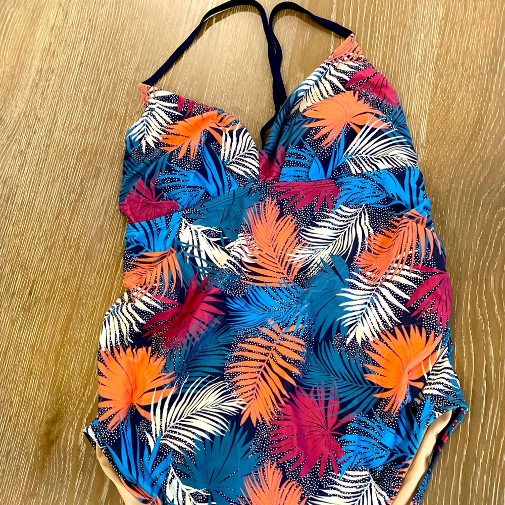 Ingrid and Isabel Maternity Plus Swimsuit Size XXL